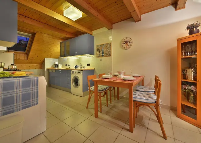Old Town Apartments Tyn